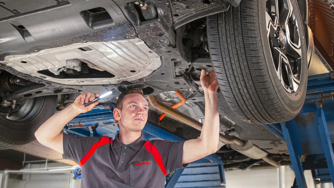 Vehicle Health Check at Norton Way Honda
