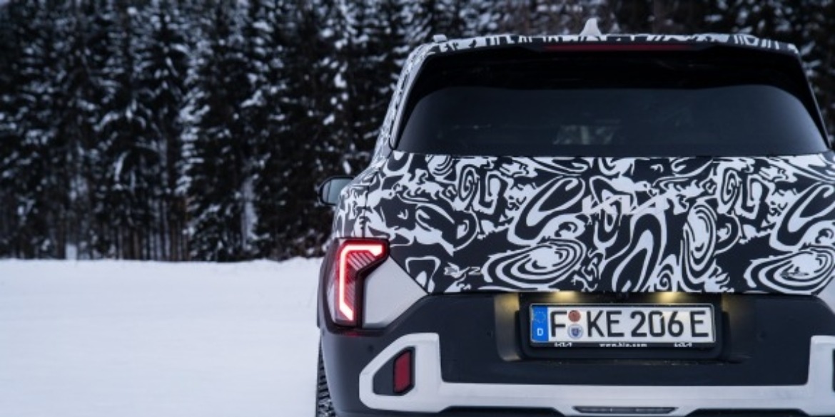 Kia EV2 in snowy conditions Kia EV2 in snowy conditions