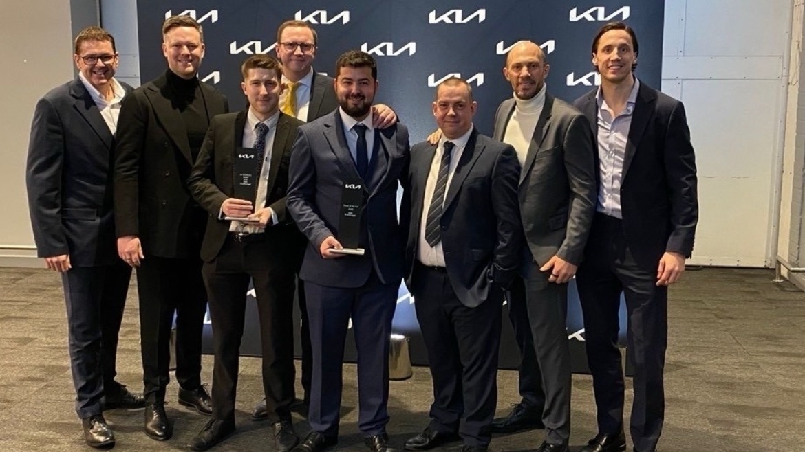 EMG Cambridge Kia - Award winners at Kia Dealer Excellence Awards